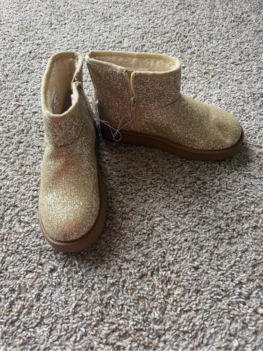 Cat & Jack Girls Glitter Zip Booties in Gold